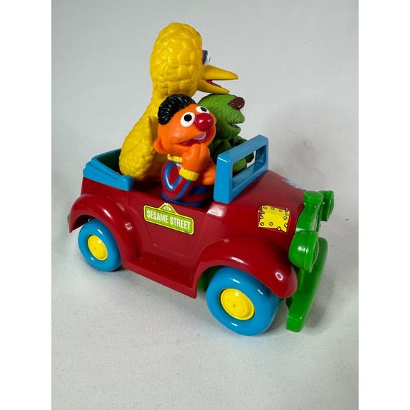 VINTAGE Sesame Street Illco Big Bird Wind-Up Toy Car - Picture 2 of 6
